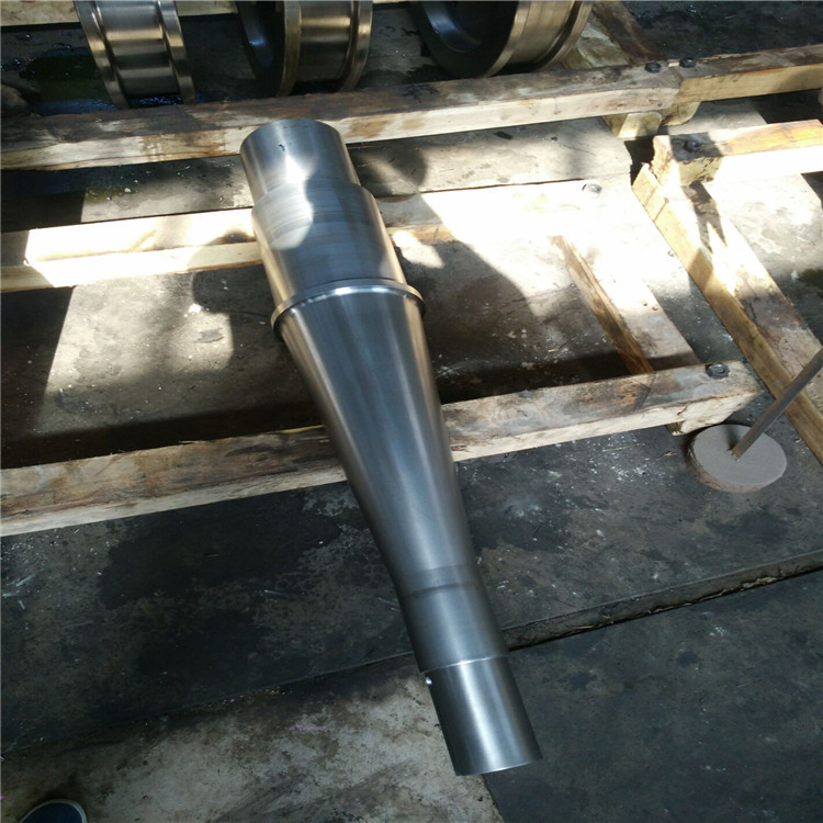 軸鍛件